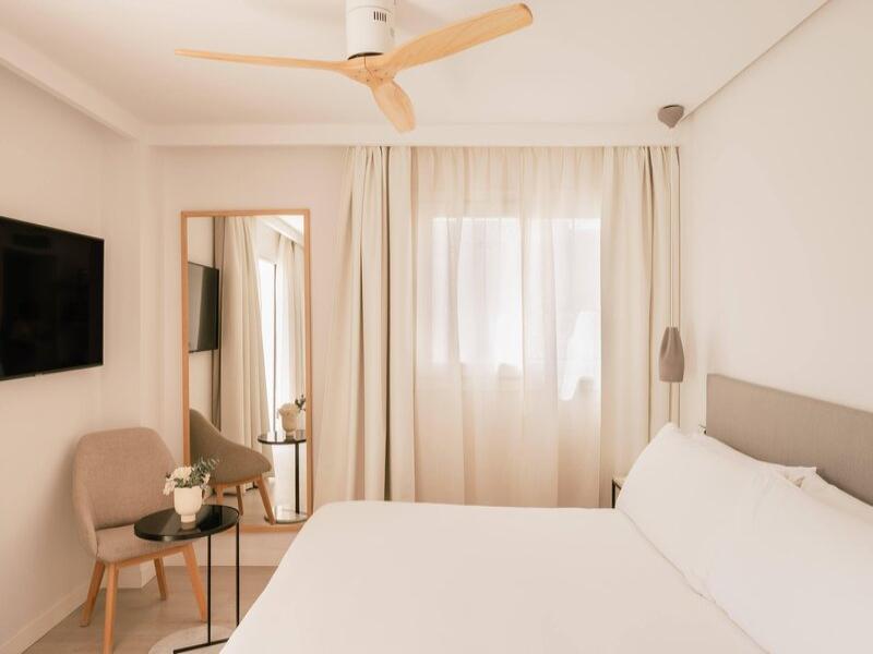 MiM Mallorca Melia Collection image