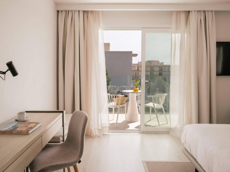 MiM Mallorca Melia Collection image