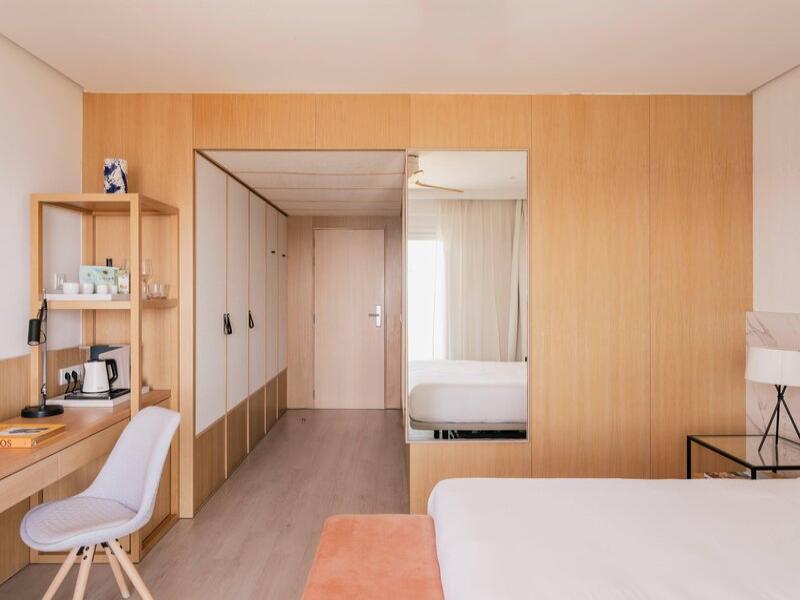 MiM Mallorca Melia Collection image