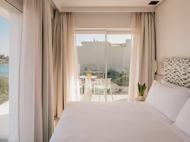MiM Mallorca Melia Collection image