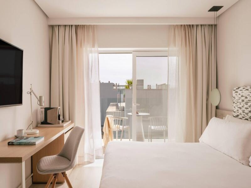 MiM Mallorca Melia Collection image