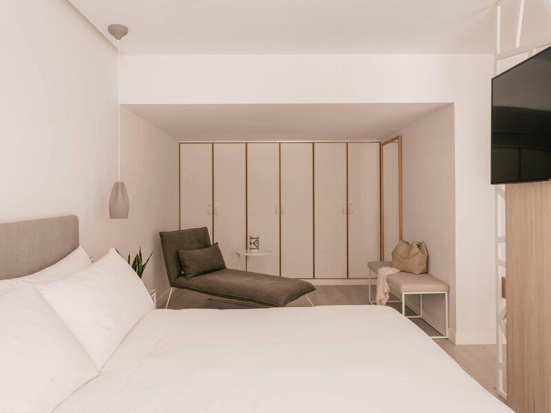 MiM Mallorca Melia Collection image