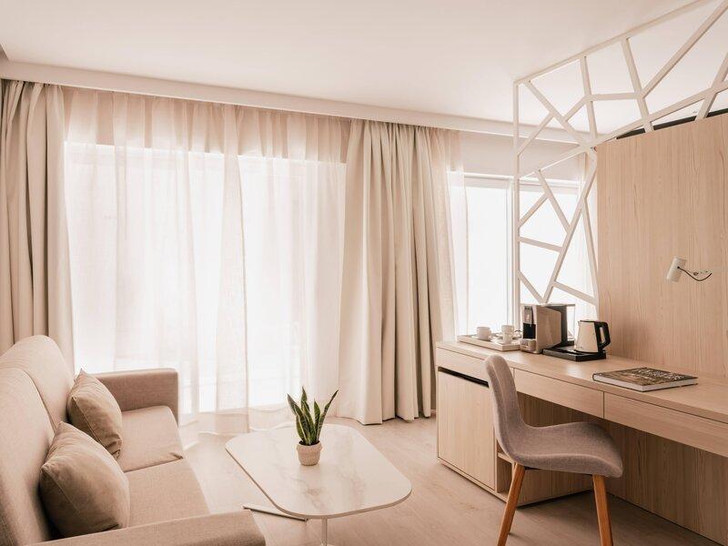 MiM Mallorca Melia Collection image