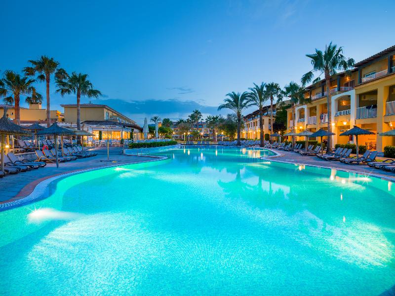 Club del Sol & Spa image