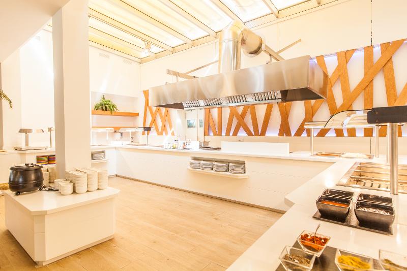 Club del Sol & Spa image