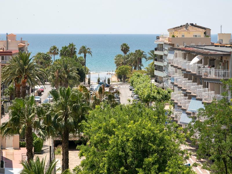 Sol Port Cambrils Hotel image
