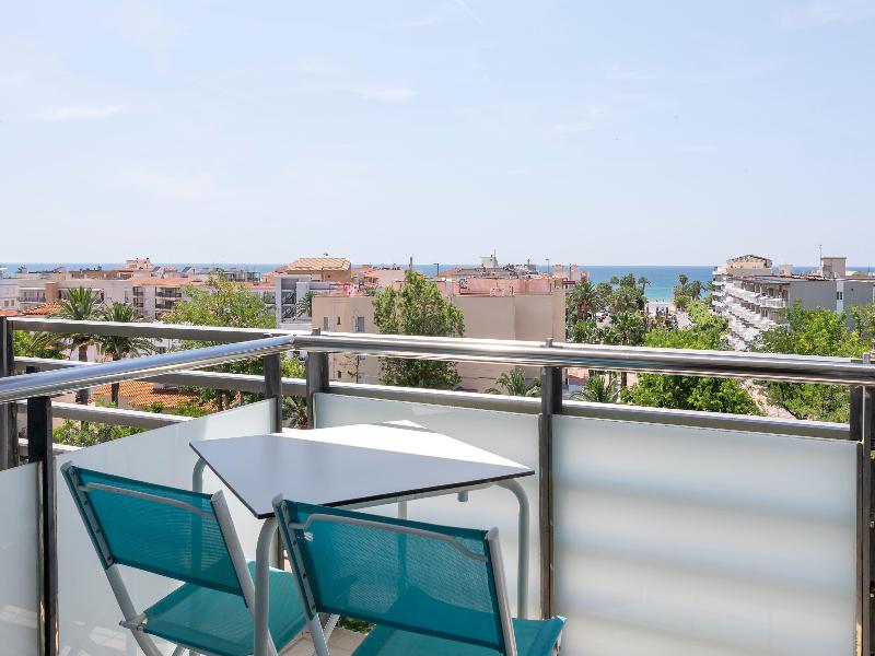 Sol Port Cambrils Hotel image