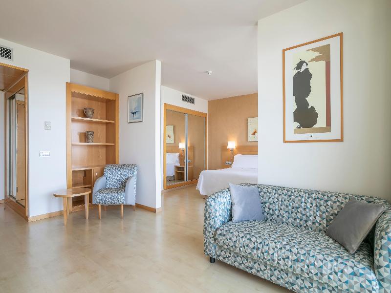 Sol Port Cambrils Hotel image