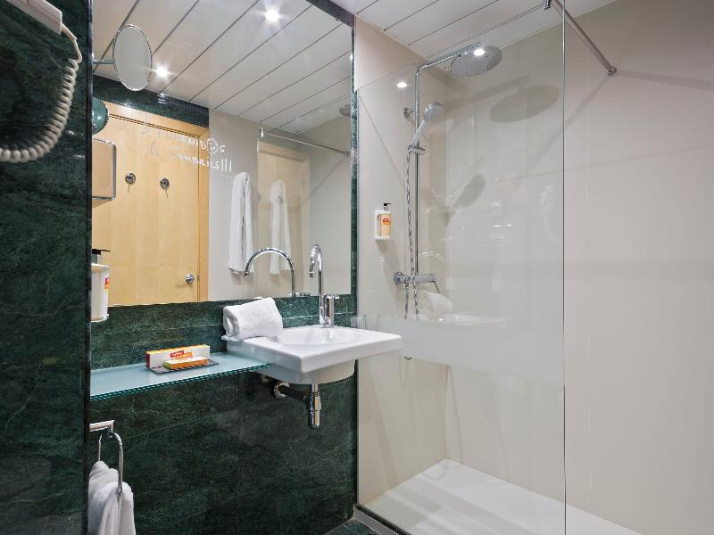 Sol Port Cambrils Hotel image