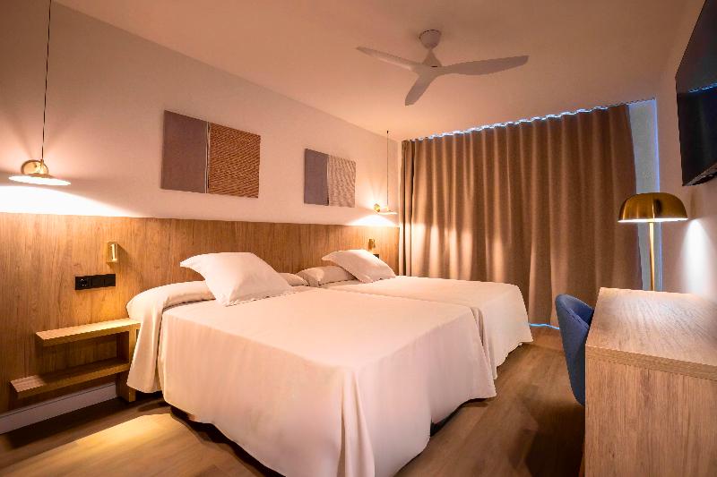 Ohtels Villa Romana image