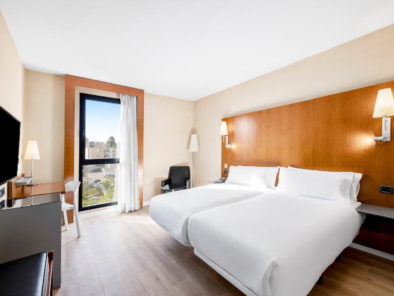 B&B Hotel Zaragoza Los Enlaces Estación image