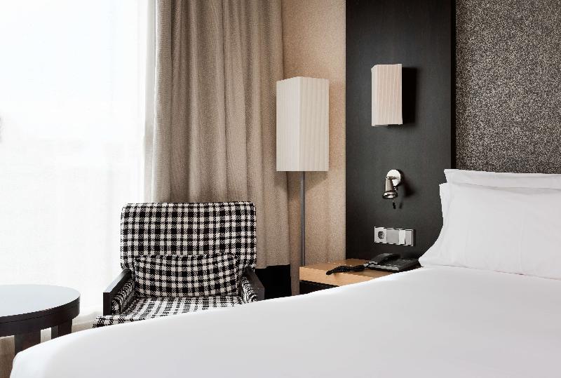 Stay in style at NH Valencia Center