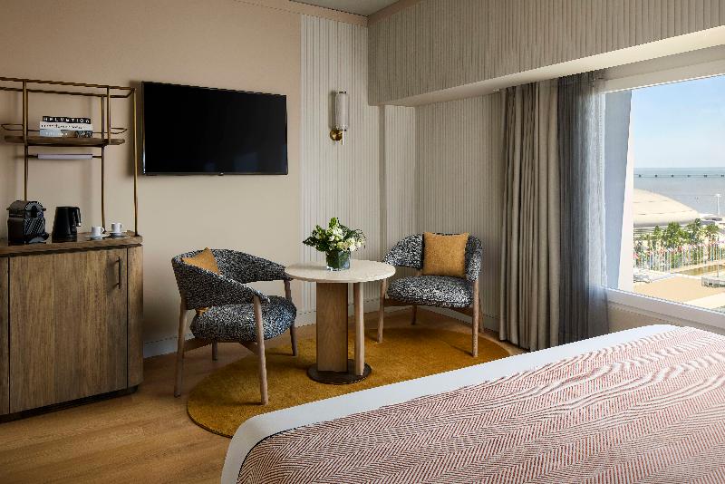 Tivoli Oriente Lisboa Hotel image