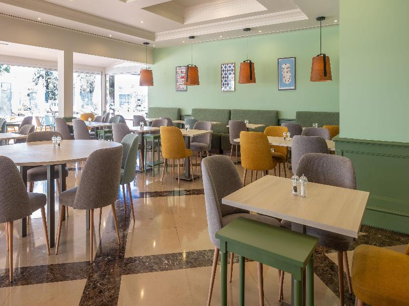 Holiday Inn Algarve Albufeira, an IHG Hotel image