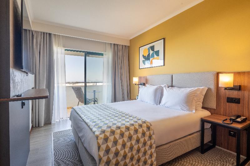 Holiday Inn Algarve Albufeira, an IHG Hotel image