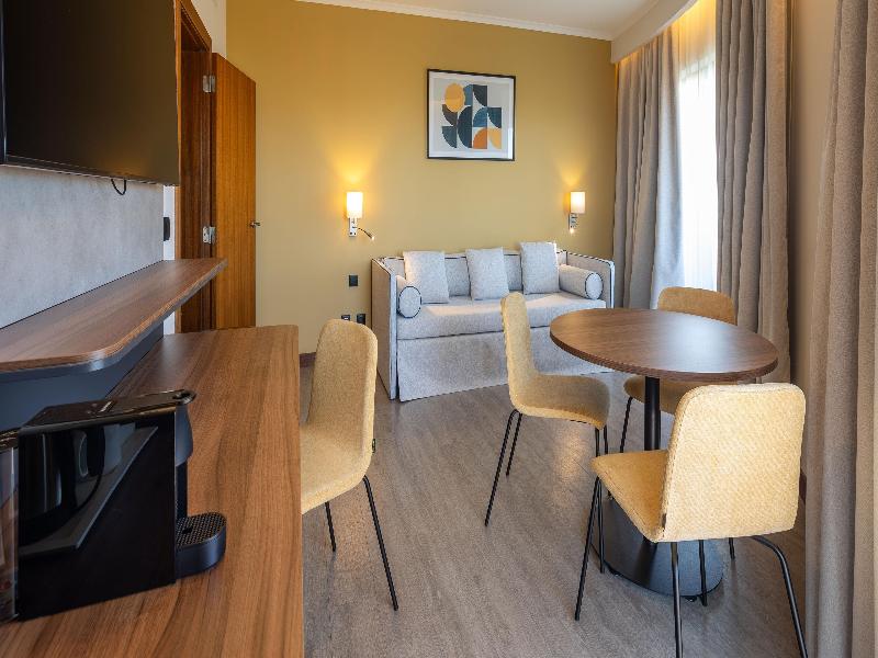 Holiday Inn Algarve Albufeira, an IHG Hotel image