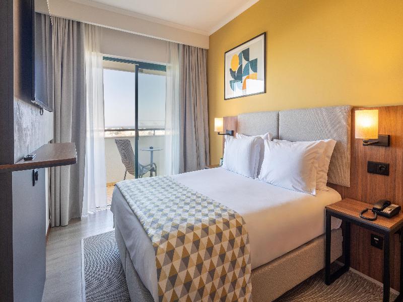 Holiday Inn Algarve Albufeira, an IHG Hotel image