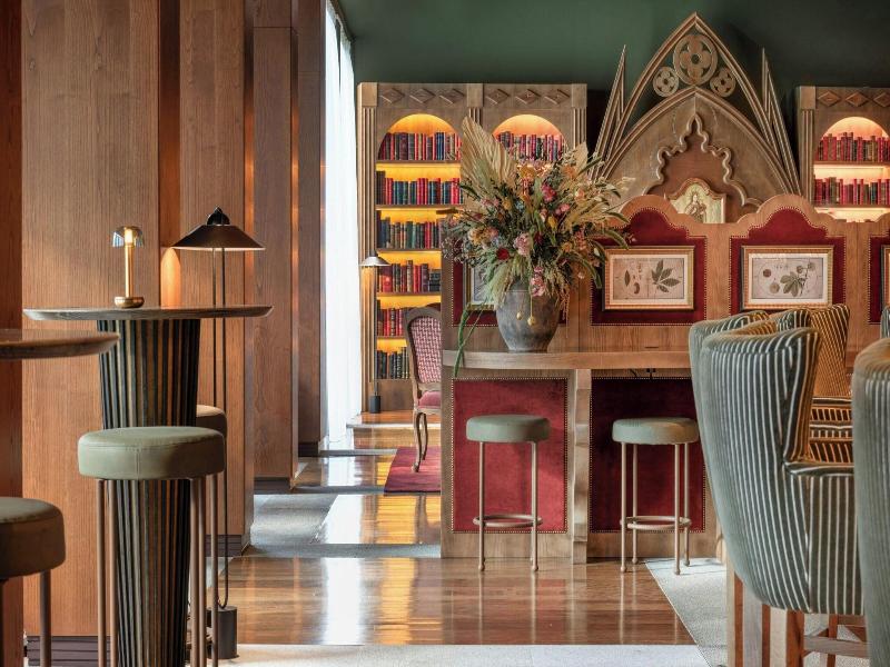 AC Hotel Palacio del Carmen Autograph Collection image