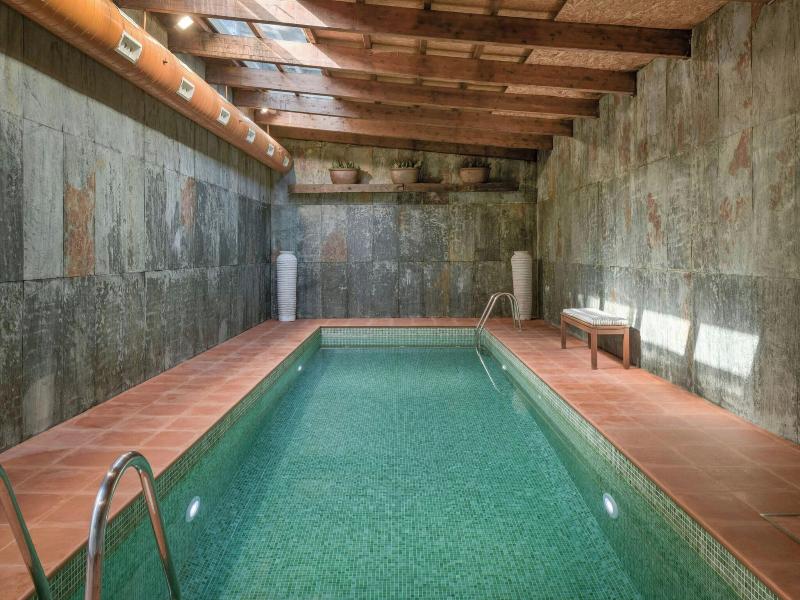AC Hotel Palacio del Carmen Autograph Collection image