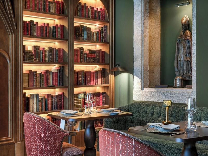 AC Hotel Palacio del Carmen Autograph Collection image