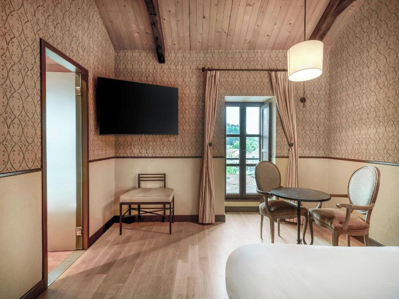 AC Hotel Palacio del Carmen Autograph Collection image
