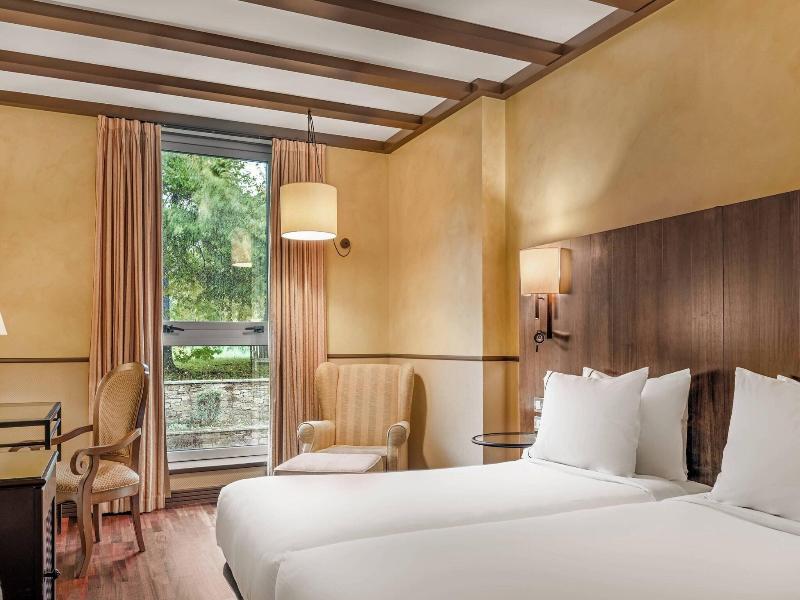 AC Hotel Palacio del Carmen Autograph Collection image