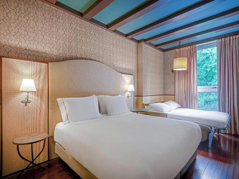 AC Hotel Palacio del Carmen Autograph Collection image
