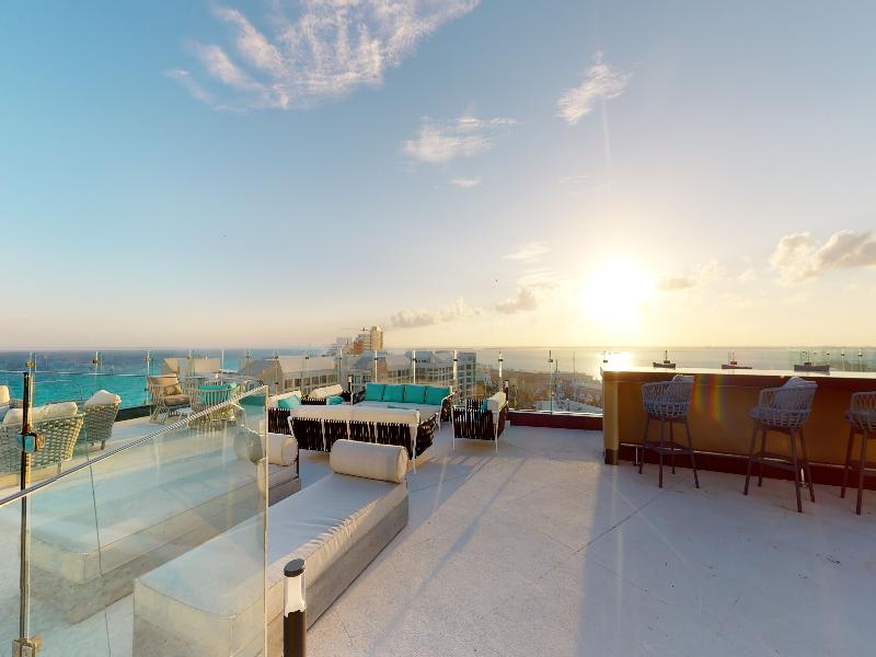 Park Royal Beach Cancun image