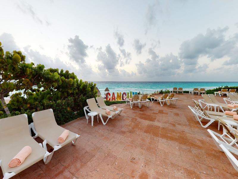 Park Royal Beach Cancun image