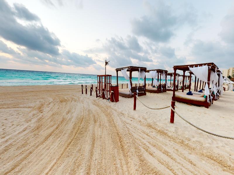 Park Royal Beach Cancun image