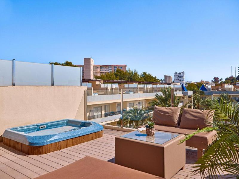 Zafiro Palmanova — Palma Nova, Balearic Islands