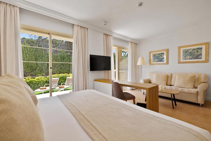 room detail thumbnail 1