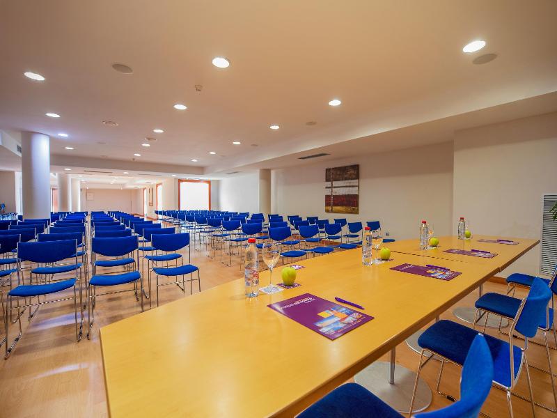Hotel Servigroup Marina Playa image