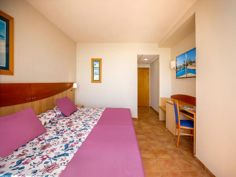 Hotel Servigroup Marina Playa image