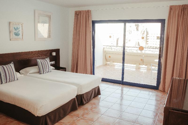 Hotel LIVVO Lago Taurito image