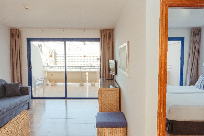 Hotel LIVVO Lago Taurito image