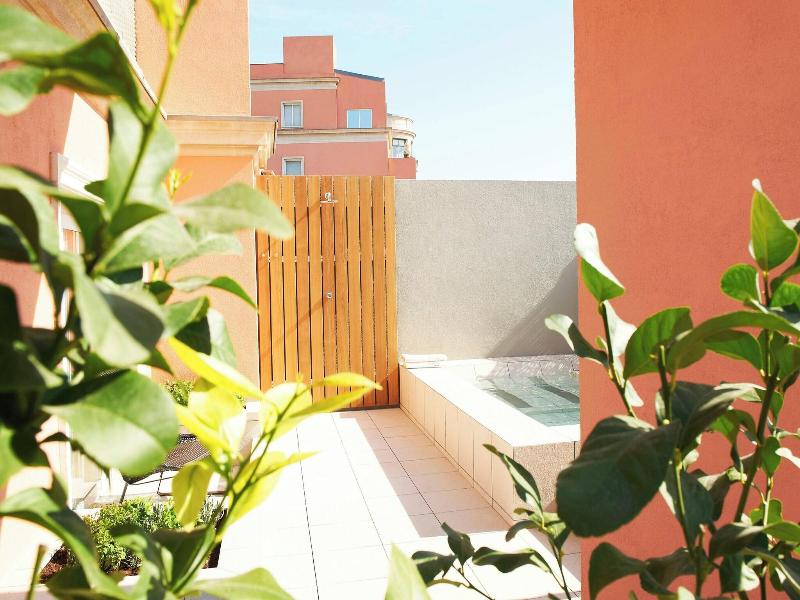 Le Meridien Barcelona image