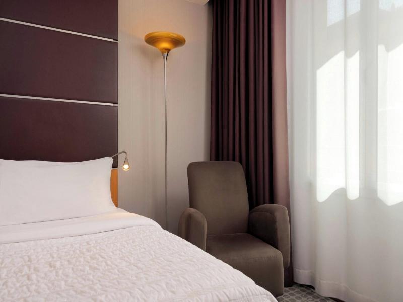 Le Meridien Barcelona image