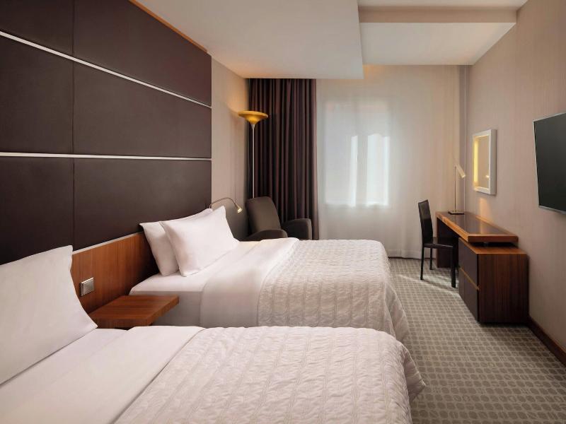Le Meridien Barcelona image