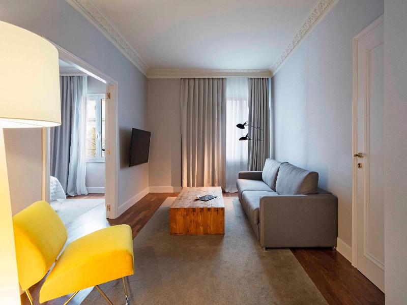 Le Meridien Barcelona image