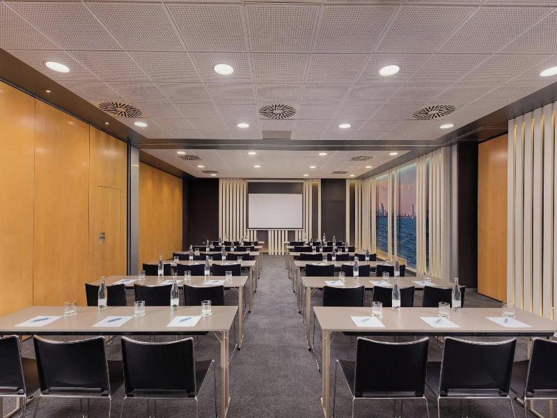Four Points by Sheraton Barcelona Diagonal image