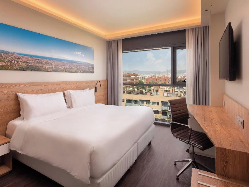 Four Points by Sheraton Barcelona Diagonal image