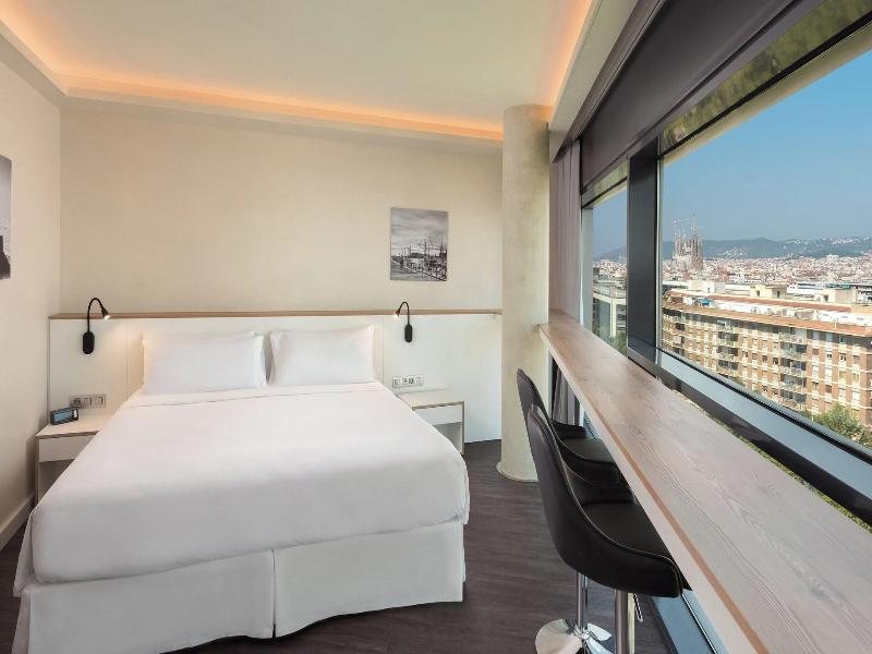 Four Points by Sheraton Barcelona Diagonal image