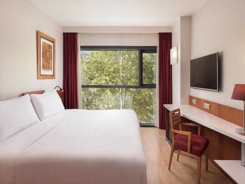 Four Points by Sheraton Barcelona Diagonal image