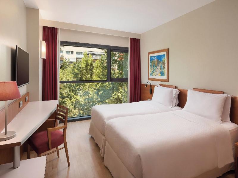 Four Points by Sheraton Barcelona Diagonal image
