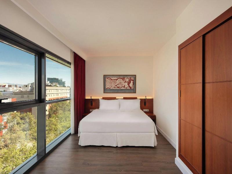 Four Points by Sheraton Barcelona Diagonal image
