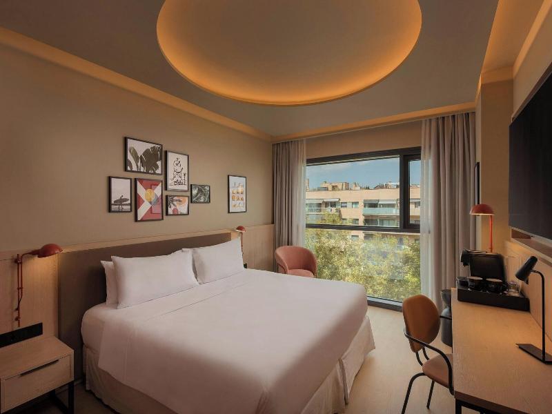 Four Points by Sheraton Barcelona Diagonal image