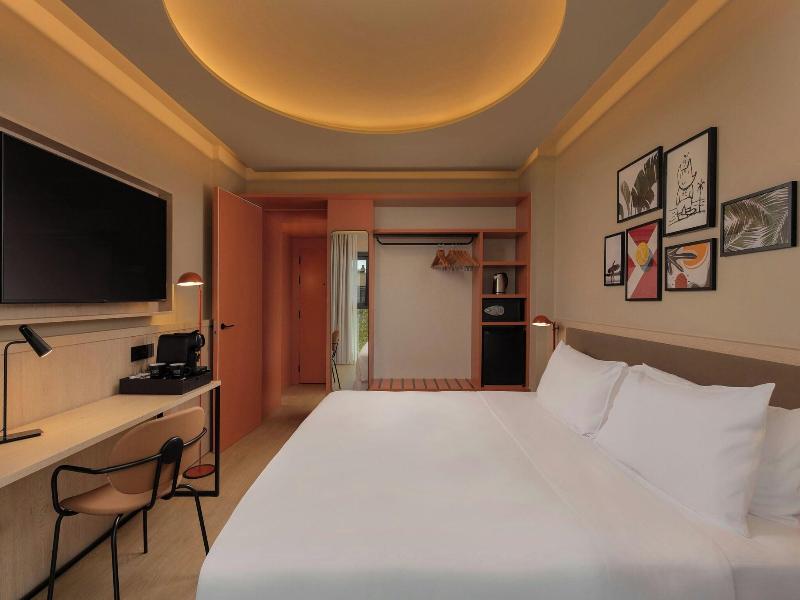 Four Points by Sheraton Barcelona Diagonal image