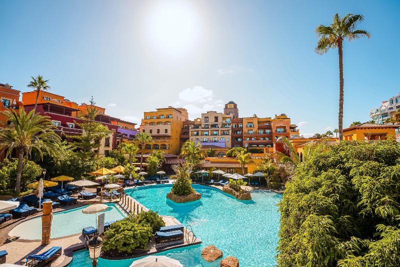 Europe Villa Cortes image