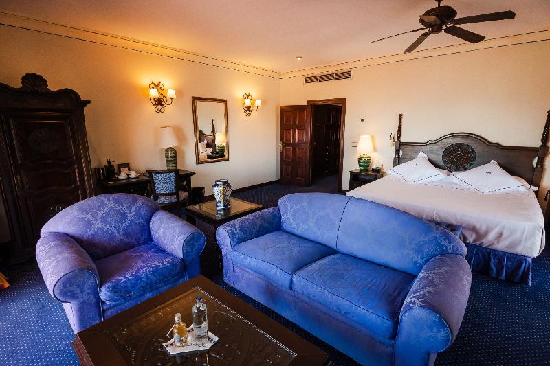 Europe Villa Cortes image